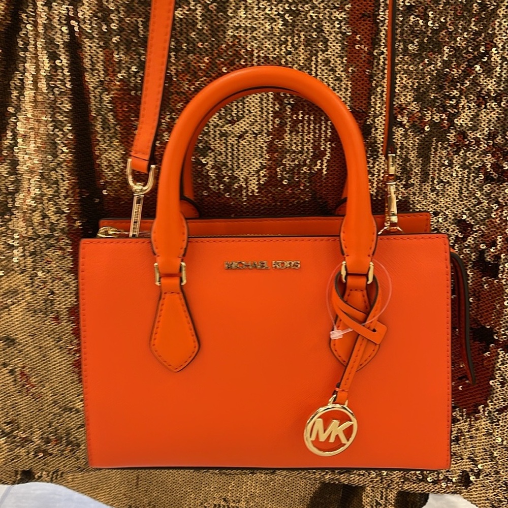 MICHAEL KORS
Sheila Small Faux Saffiano Leather Satchel
Poppy 
NWT - Picture 16 of 16